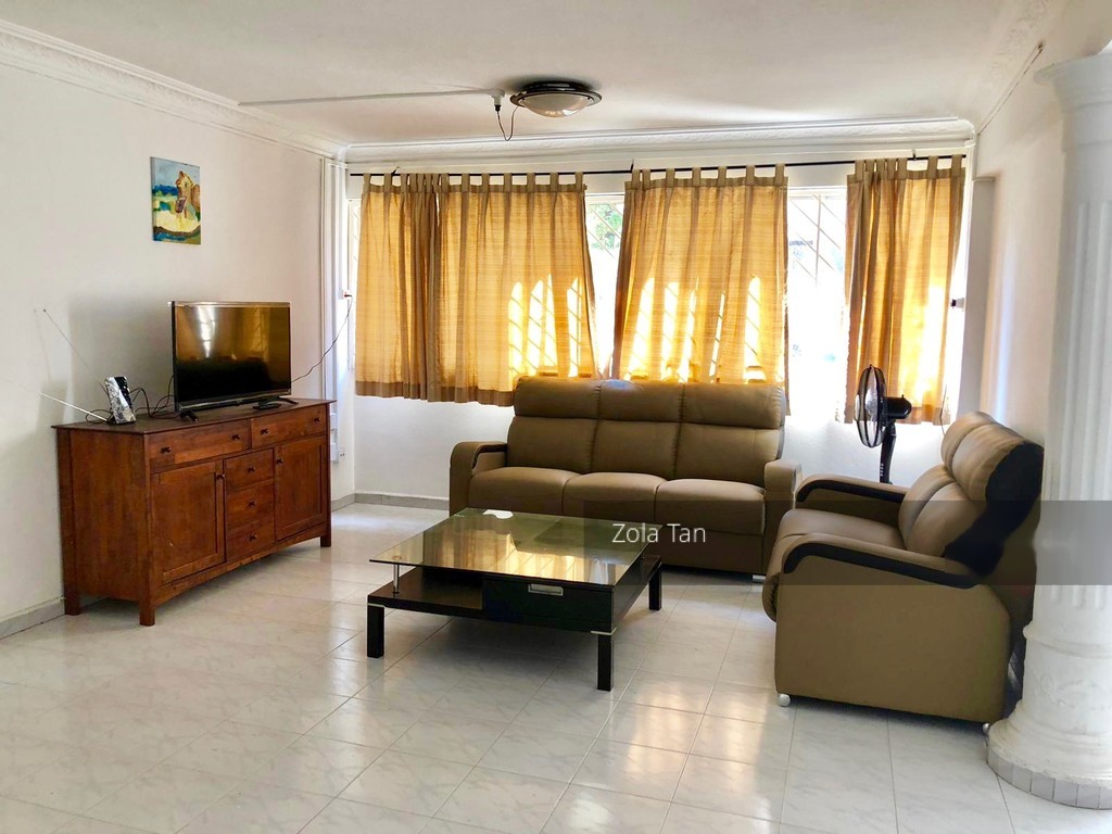 Yishun Street 22 thumbnail photo